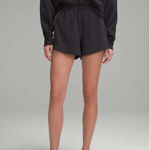 Lululemon Lightweight High-Rise Relaxed Short 3" *Long Liner Black / White